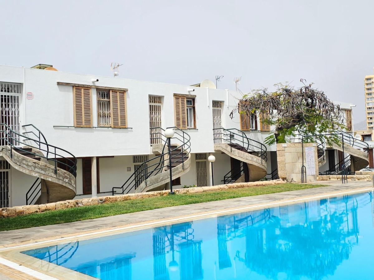 Holidays Beach & Pool ,Aircond , Las Americas أرونا المظهر الخارجي الصورة