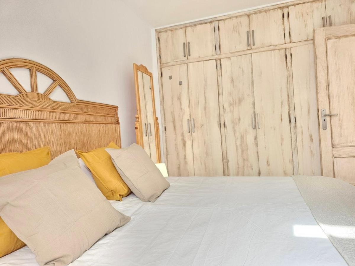 Holidays Beach & Pool ,Aircond , Las Americas أرونا المظهر الخارجي الصورة